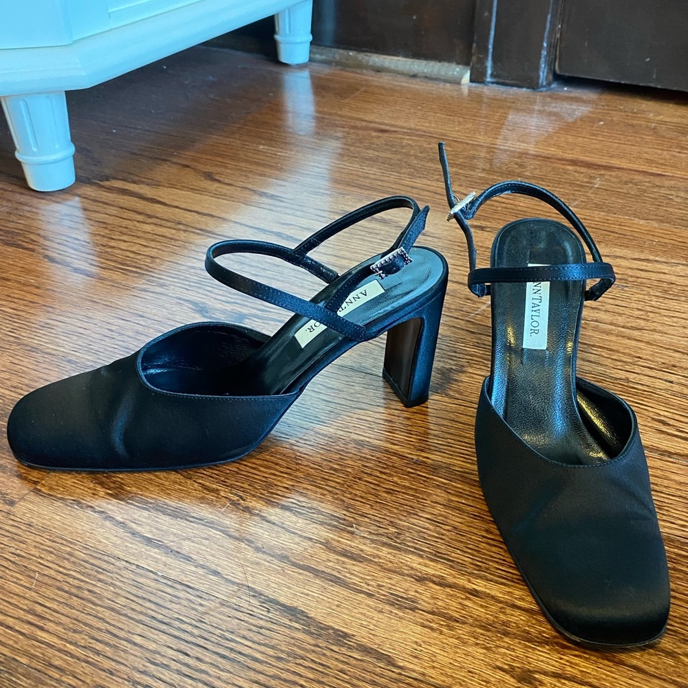 Vintage Ann Taylor Satin Heels